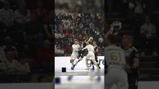 Dinamo Bucuresti showed us the perfect way to break a défense 🧐🍿ehfcl handball goals [upl. by Nnylkcaj767]