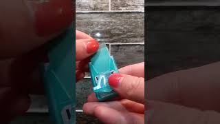 How to use the listerine cool mintspray [upl. by Wahs252]