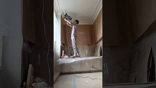 I tried to paint the ceiling skirting board with an electric spray gun painting home [upl. by Hobie]