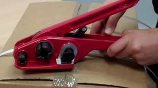 how to use strapping tensioner amp sealer tool [upl. by Tiduj]