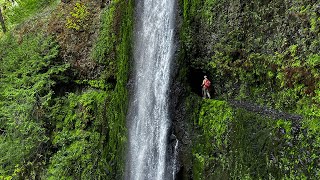 Hiking the Eagle Creek Trail to Tunnel Falls  Oregon [upl. by Nieberg]