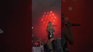 Carrie Underwood  Before He Cheats Live [upl. by Lak658]