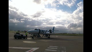 Link Airways Fairchild Swearingen Metroliner Landing at Biloela [upl. by Nwad]