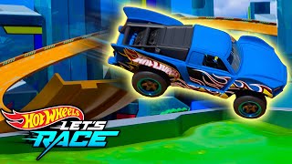 ¡Los Corredores Hot Wheels Enfrentan el Desafío de Salto 💥  Hot Wheels Lets Race [upl. by Ahtamas801]