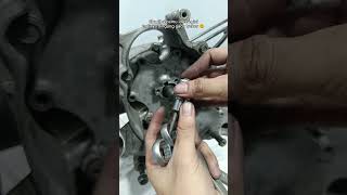 How to easily open the lid of the Vario 150 engine crankcase vario restoration engine [upl. by Menashem899]