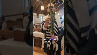 Why do Jewish people remove the bands of the lulav on the last day of the holiday of Sukkot [upl. by Rickert]