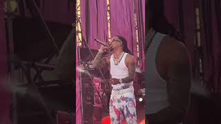 Ozuna  El Farsante Live [upl. by Aliek]