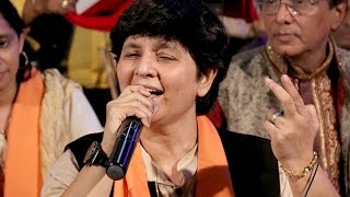 Falguni Pathak At Bahulnath  Garba Dakla Dummer amp Dhamal 2016 [upl. by Parsaye]