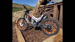 Montesa Repsol Walkaround at Inch Perfect Trials [upl. by Iggep]