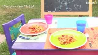 Macaroni met chorizo  eenvoudig Spaans pastagerecht [upl. by Latsyrhk]