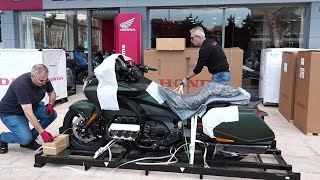 Unboxing 2024 HONDA GOLDWING 1800cc Bagger edition [upl. by Llennoj]