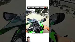 New ZX10R crash😭 showroom se nikalte hi accident ho gaya😭😲 youtube shots zx10r virel subscribe [upl. by Atiugram]