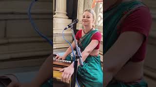 Foreigners Embrace Sanatan Dharam विदेशी अपना रहे सनातन धर्म viralvideo holy krishan kirtan [upl. by Irmo]