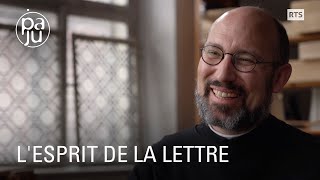 Moine et calligraphe il partage son savoir dans une abbaye millénaire [upl. by Ademla5]