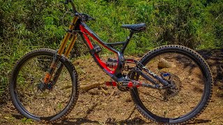 Specialized Demo 8 Carbon 2013 Mullet 29275 [upl. by Oakes]