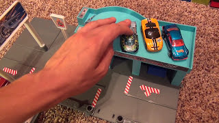 Hot Wheels City Sets Garage Playset  Unboxing and Demonstration [upl. by Jansson]