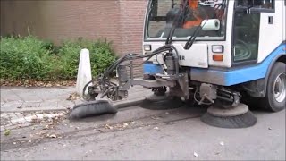 Balayeuse BucherSchörling CityCat 5000  Street Sweeper Road Sweeper Street Cleaner [upl. by Essilrahc]