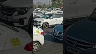 Heavy traffic at KherkiDaula toll plaza Gurgaon Hariyana traffic nhai tollplazanews gurgaon [upl. by Aisatan897]