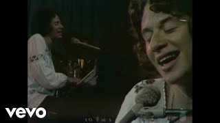 Carole King  I Feel the Earth Move Live at Montreux 1973 [upl. by Euqinemod72]