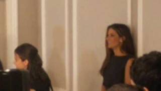 Sandra Bullock en España [upl. by Akoek831]