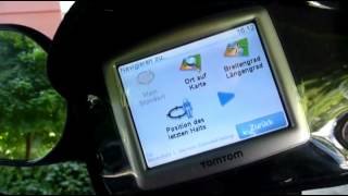 12V Buchse für TomTom Navi am Motorroller Honda Sh125i [upl. by Ailefo646]