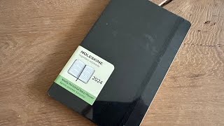 Moleskine Classic Planner 2024 Large Weekly horizontal hard cover 12 months Black Unboxing [upl. by Shakespeare]