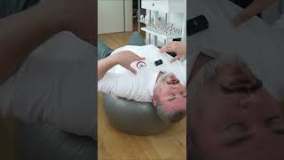 So wirst du deine Rückenschmerzen los 😱😱 backpain pain exercise therapy chiropractor [upl. by Afira]