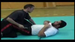 Krav Maga combat au sol israélien [upl. by Niarb737]