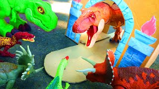 🔴Epic Dino battle Allosaurus vs Baryonyx Carnotaurus vs Giganotosaurus in Lego Jurassic World [upl. by Auohp]