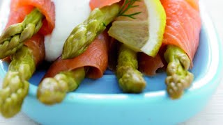 Recette  Salade dasperges au saumon fumé [upl. by Nodnil]