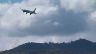 B757 Landing and goaround Tegucigalpa [upl. by Malda]