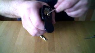 Master ProSeries 6621 Padlock Raked Open [upl. by Meelak382]