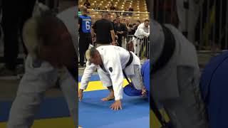 Flying Arm Bar from Piter Frank bjj cbjj ibjjf jiujitsu [upl. by Aihsenrad]