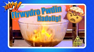 💥 FFRWYDRO pwdin Nadolig  Gwyddoniaeth gwallgof ar BOOM  Stwnsh S4C [upl. by Boswell]