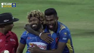 Lasith Malingas fourball 4wicket hattrick [upl. by Tterb]