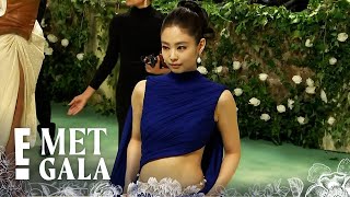 Blackpink’s Jennie Kim ROCKS a Blue Bare Midriff Dress  2024 Met Gala [upl. by Novj389]