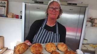 CRIMPING A CORNISH PASTY ANNS PASTIES [upl. by Stavro64]