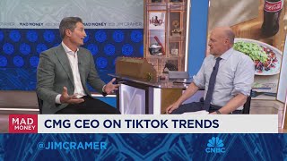 Chipotle CEO on TikTok trend Weve never shrunk the portions filming is rude to employees [upl. by Moore84]