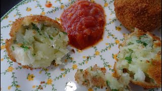 CROQUETTES DE BRANDADE DE MORUE et sa sauce tomate épicée [upl. by Akcir]