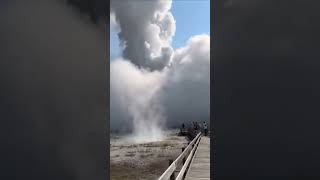 23 July 2024  Biscuit Basin Yellowstone Wyoming USA  Geyser explosion Full 2 Min 1 [upl. by Liagaba936]