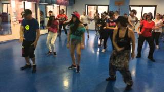 Bailando Enrique Iglesias y Gente de Zona coreografia zumba Holyday Fitness Gym [upl. by Dremann]