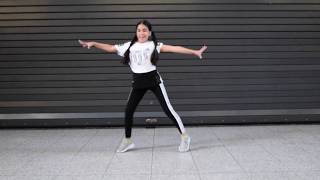 Twinkle Jaiswal KidzbopTwinkle  Jimikki Kammal  Choreography  Jeya Raveendran [upl. by Parthen]