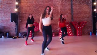 Mackenzie Ziegler  quotWolvesquot  Selena Gomez Marshmello  Rumer Noels choreo [upl. by Fanchette244]