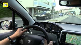 Peugeot 2008 16 eHDI  Test de voiture [upl. by Shue303]