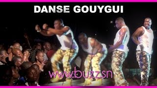 Quand Gouygui esquisse des pas de la danse quotADIARAMAquot [upl. by Zollie]