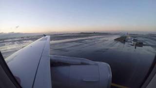 United Airlines A320 landing into NYC LGA Airport  Beautiful Sunset landing [upl. by Ardnuahc]