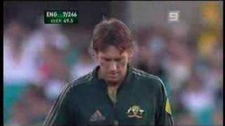 Glen McGrath Last Over in 1 day Cricket in Oz [upl. by Fields]