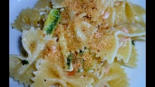 FARFALLE ZUCCHINE E SALMONE [upl. by Vinnie]