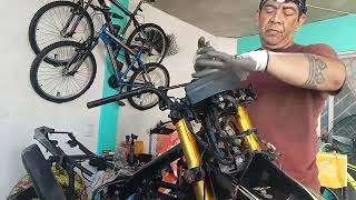 Parte 2Reparando Moto Veloci 250Desarmo y piezas nuevas [upl. by Levy]