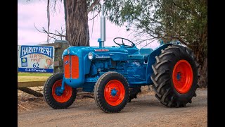 Fordson Dexta 1958 Restoration TDS [upl. by Loziram130]